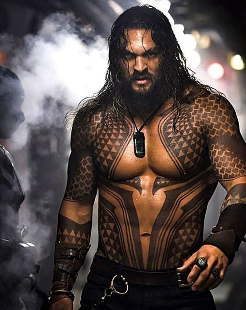 Aquaman_Momoa_04.jpg