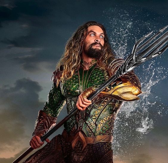 Aquaman_Momoa_35.jpg